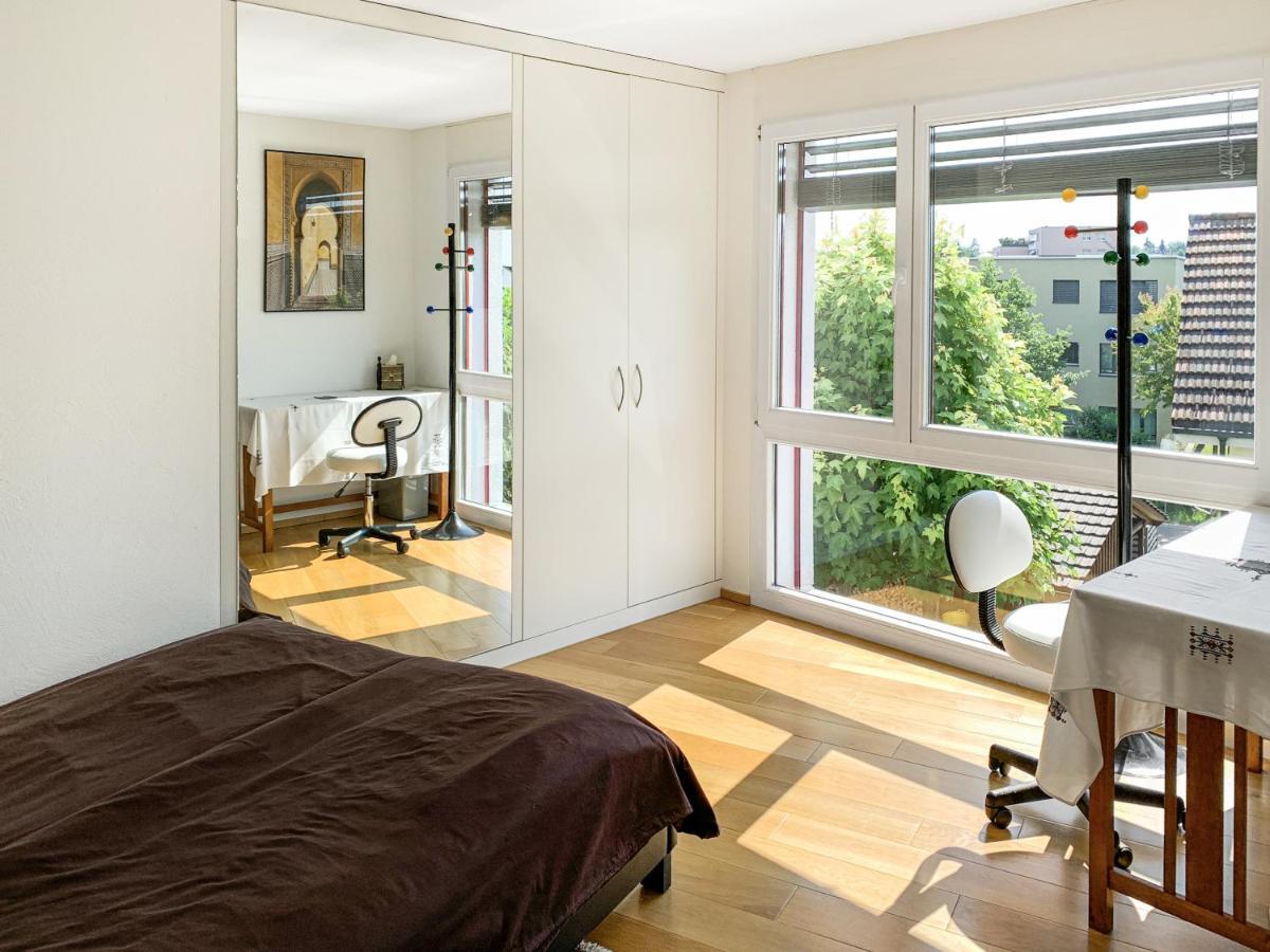 Haus Zur Lilie Hotel Hinwil Kültér fotó